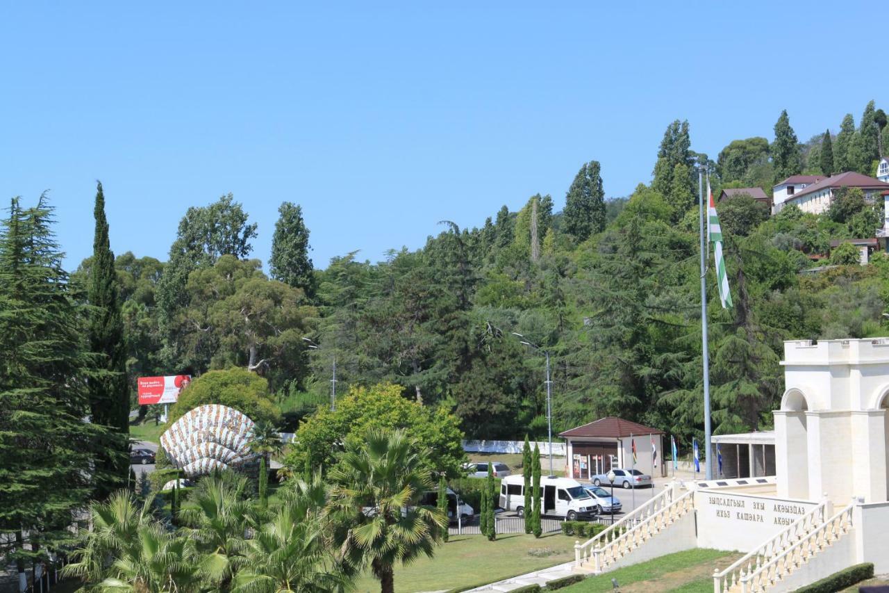 Afon Resort Hotel New Athos Exterior photo
